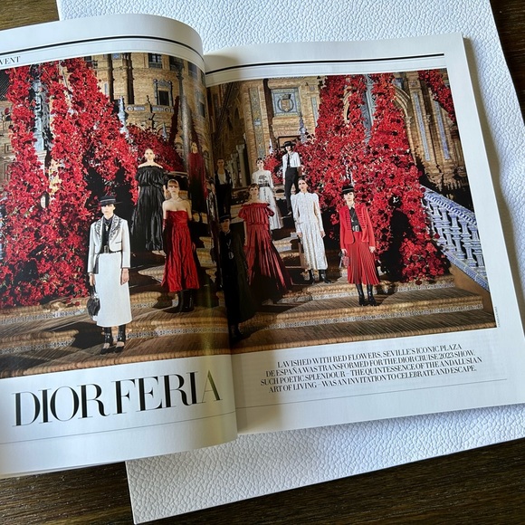 DIOR Magazine #40 Collectable - Picture 2 of 5